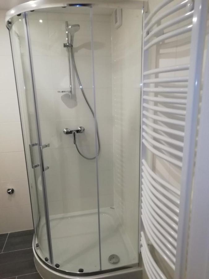 דירות בודפשט Luxury New Cozy Flat At Dob Street Nearby Gozsdu Court מראה חיצוני תמונה