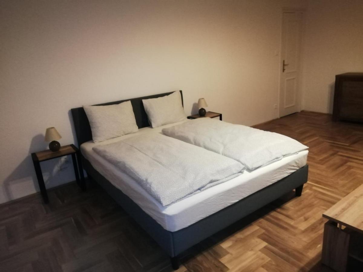 דירות בודפשט Luxury New Cozy Flat At Dob Street Nearby Gozsdu Court מראה חיצוני תמונה